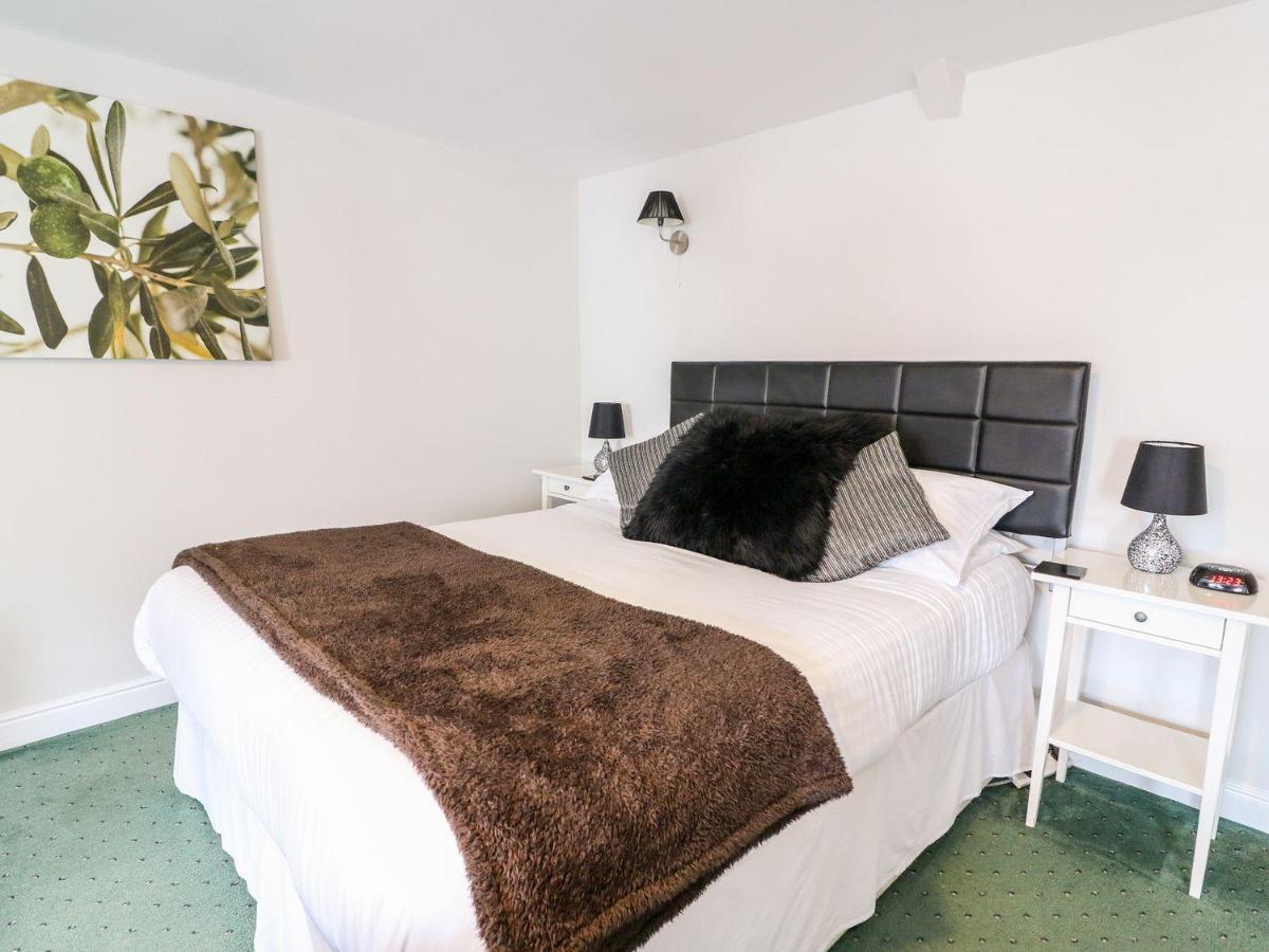 Triangle Inn Coachouse Rhayader Kültér fotó